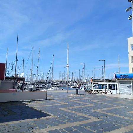 Petit Cocon Entre Port Et דירה